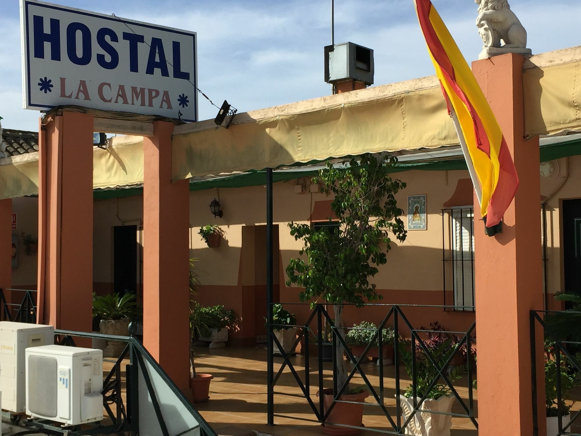 Hostal La Campa 치클라나 데 라 프론테라 외부 사진